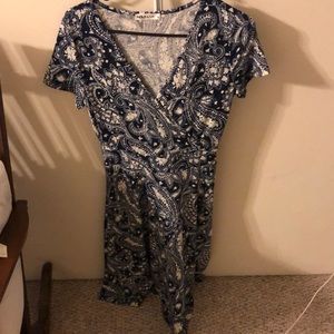 MS Basic Dress, Size Small
